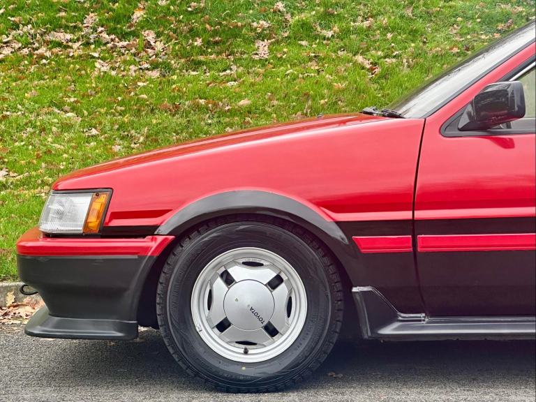 1985 Toyota Corolla 1.6 GT COUPE Twincam AE86 Rear Wheel Drive - Superb Example