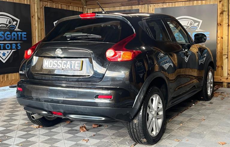 2013 Nissan Juke 1.6 Acenta 5dr CVT [Premium Pack] HATCHBACK PETROL Automatic