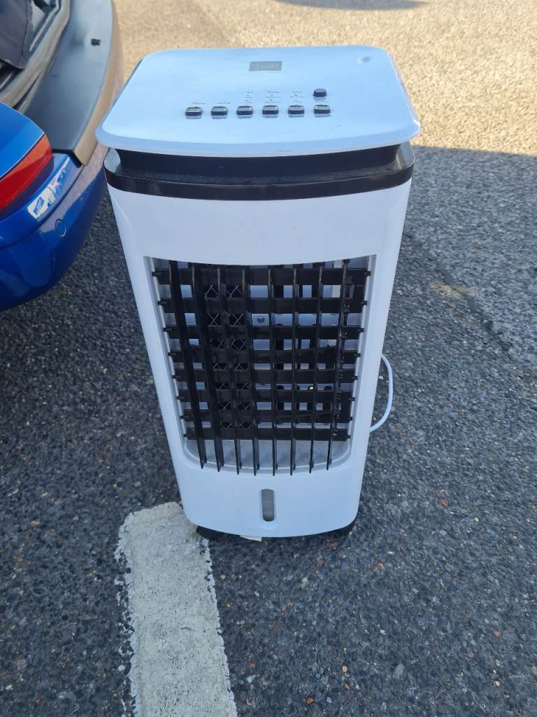 Nyxio Portable Air Cooler/Fan – White, Good Condition