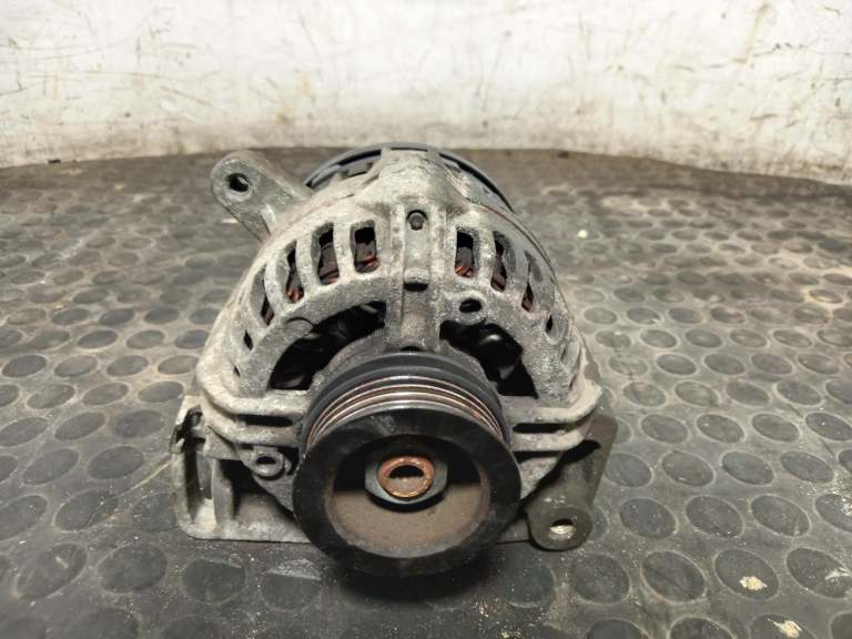 Renault Twingo Alternator 2007-2014 1.1l D7f800 231003659r