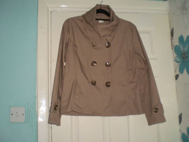 Cloak ”La Redoute” Beige Colour Size: 10/12 ( UK ) Eur 38/40 