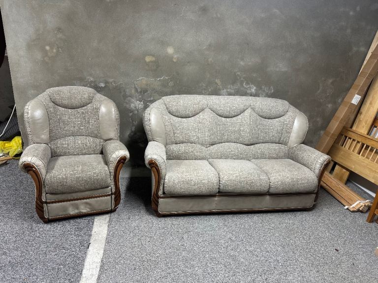 3 seater sofa & manual recliner armchair 