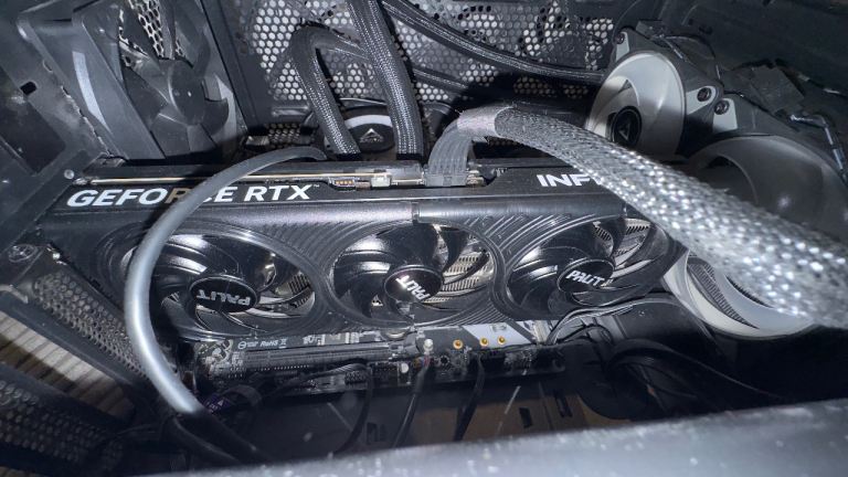 RTX 5070 INFINITY GPU 