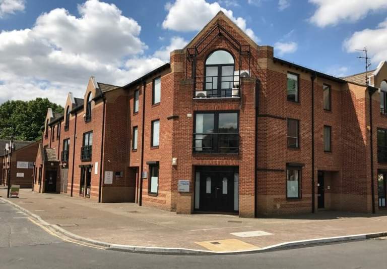 Furnished offices to rent in *Surrey Quays*. Office Spaces for 5 to 50 desks SE16