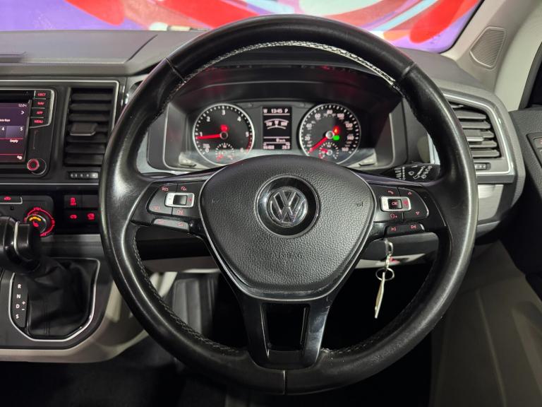 2018 Volkswagen Transporter 2.0 BiTDI BMT 204 Highline Kombi Van 4MOTION DSG Crew Van Diesel Auto...