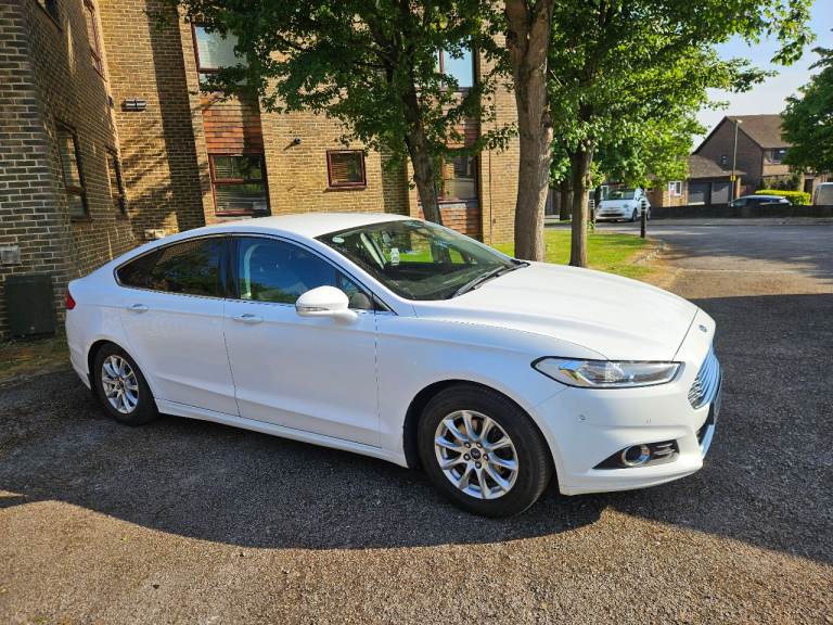 Ford, MONDEO, Hatchback, 2015, Manual, 1997 (cc), 5 doors