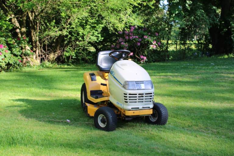 Cub Cadet Ride on Mower.
