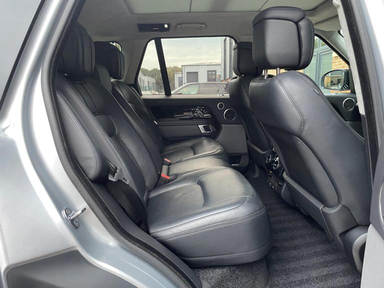 2018 Land Rover Range Rover 4.4 SDV8 Autobiography 4dr Auto ESTATE Diesel Automatic