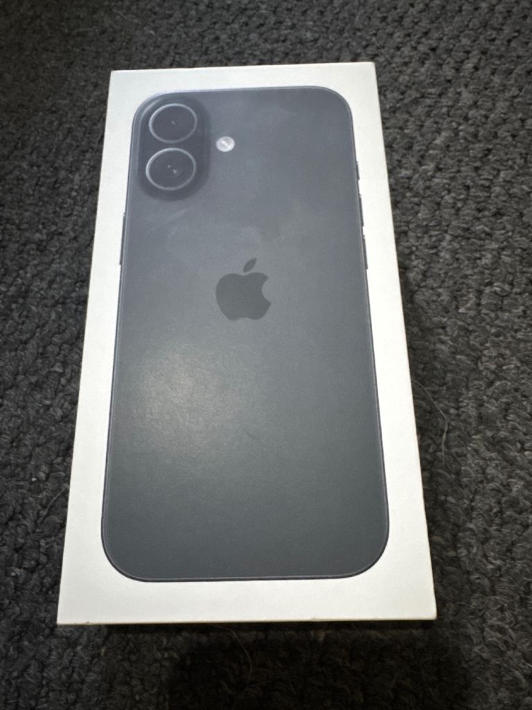 Brand new iPhone 17 black £650 but open to offers