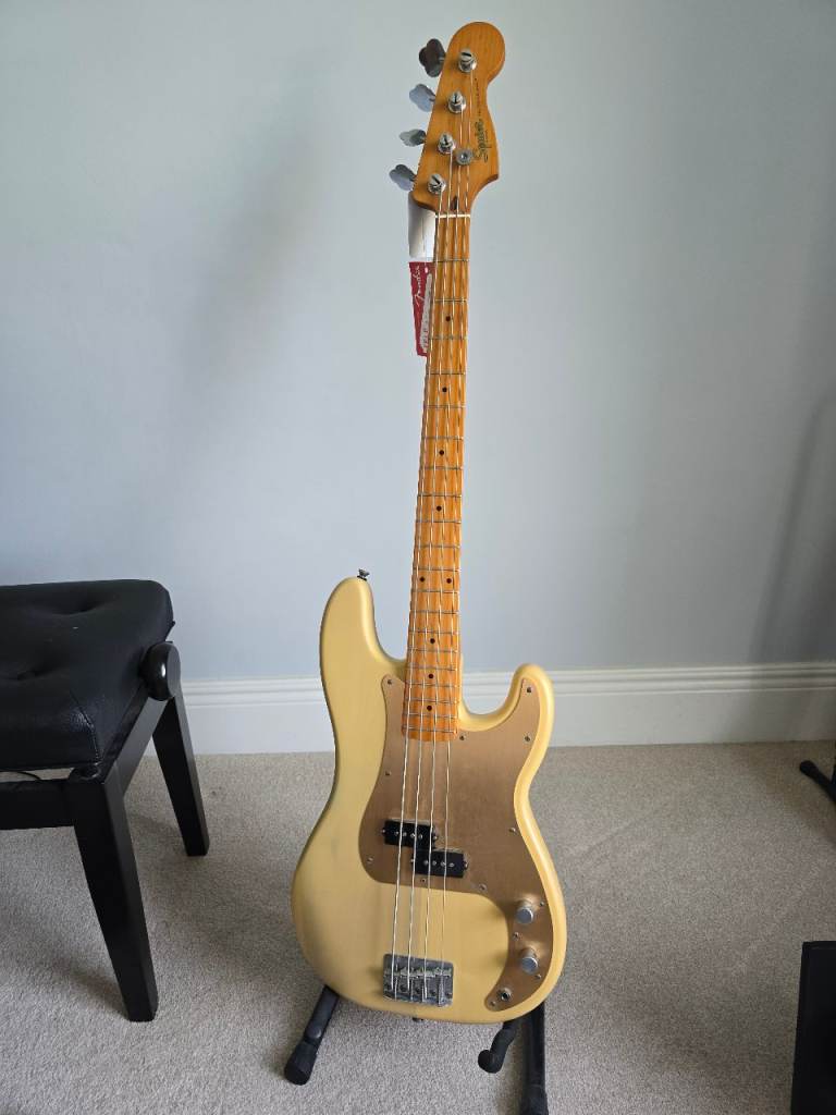 Squier P-Bass 40th Anniversary VB
