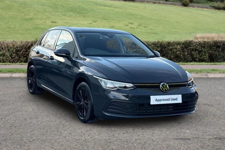 VOLKSWAGEN GOLF 1.0 eTSI Life 5dr DSG