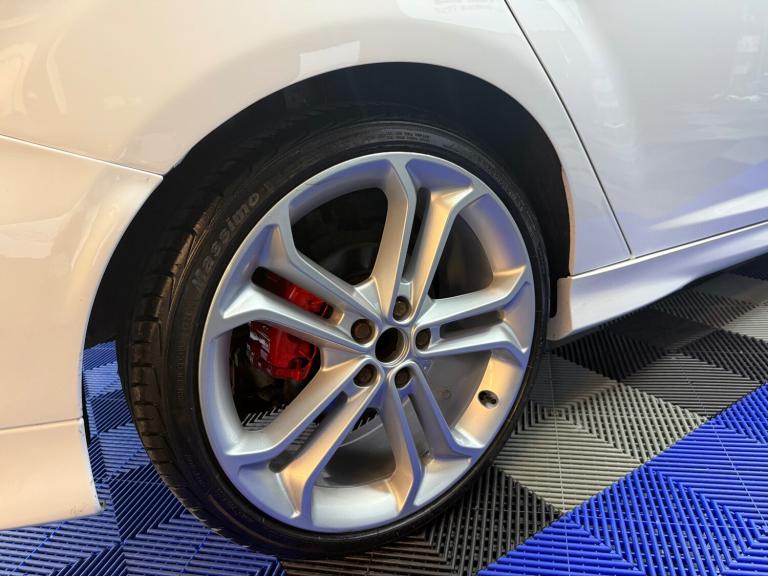 2018 Ford Focus 2.0T EcoBoost ST-3 Navigation 5dr HATCHBACK Petrol Manual