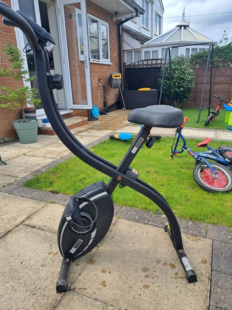 Pro fitness exercise bike