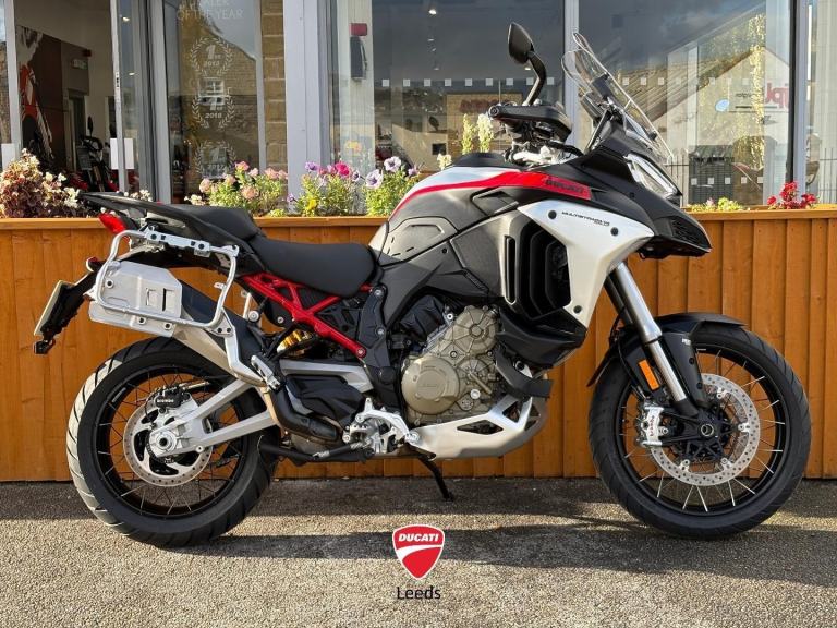 DUCATI Multistrada V4 Rally Adventure Travel and Radar