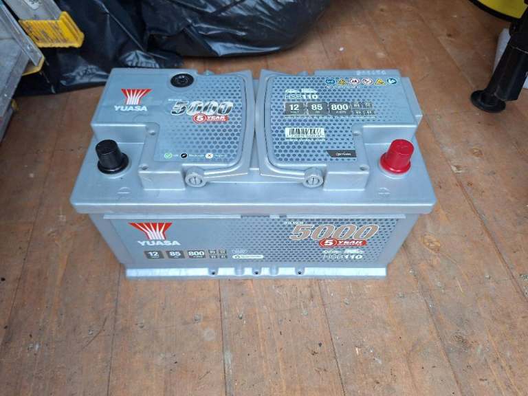 New Yuasa car battery HSB110