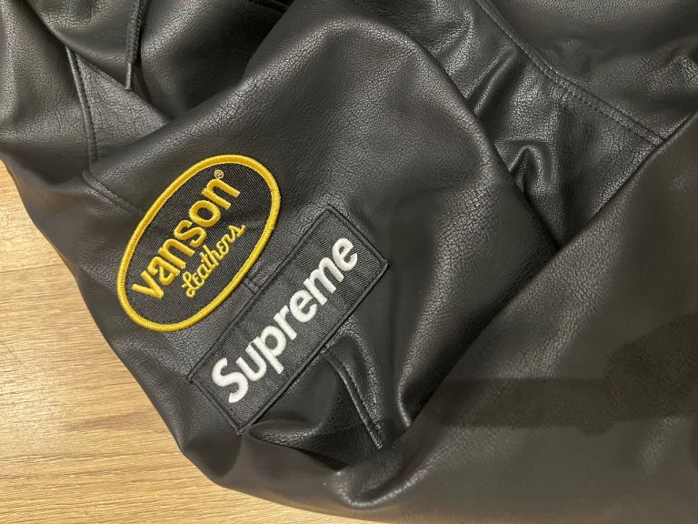 Supreme x Vanson leather hooded jacket 