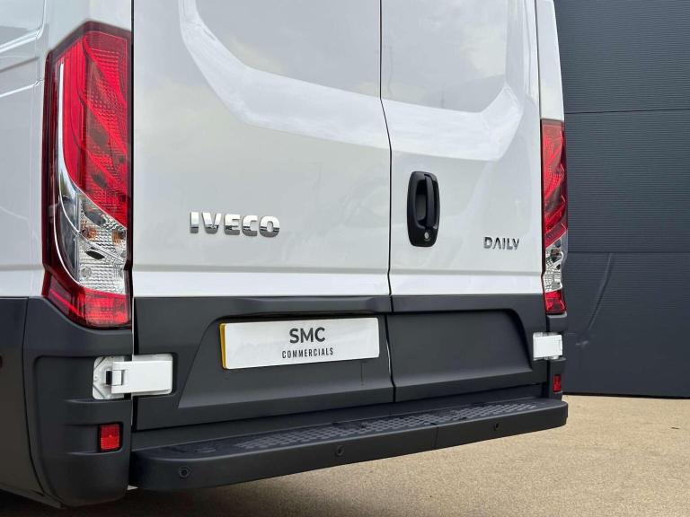 IVECO DAILY 2.3D HPI 14V 35S 4100 LWB H2 Euro 6 (s/s) 5dr 2025