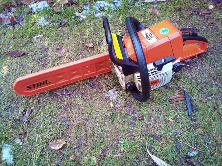 STIHL PETROL CHAINSAW NEW SERVICED