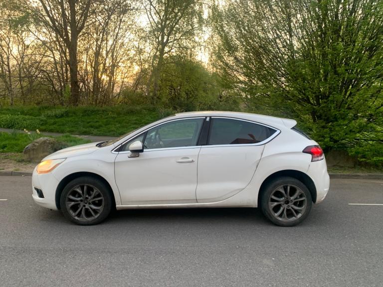 2013 Citroen DS4 1.6 HDi 115 DStyle 5dr HATCHBACK Diesel Manual