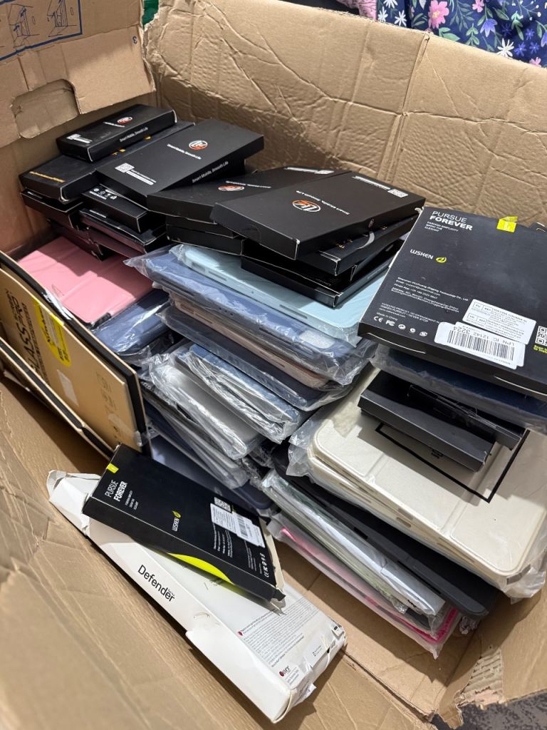 Joblot iPad and tablet cases 