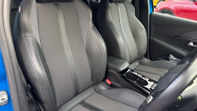 2022 Peugeot 208 50kWh GT Hatchback 5dr Electric Auto (7kW Charger) (136 ps) Hatchback Electric A...