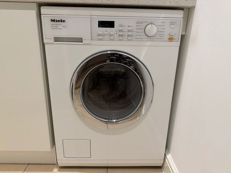 Miele washer dryer in good condition WT2780