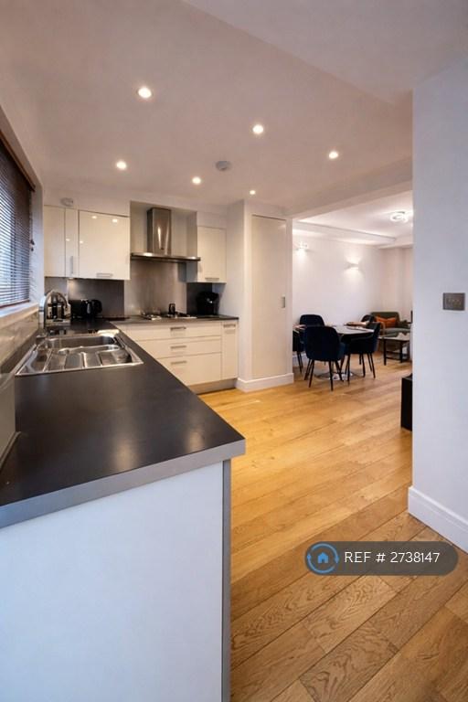 3 bedroom flat in Drummond Street, London, NW1 (3 bed) (#2738147)