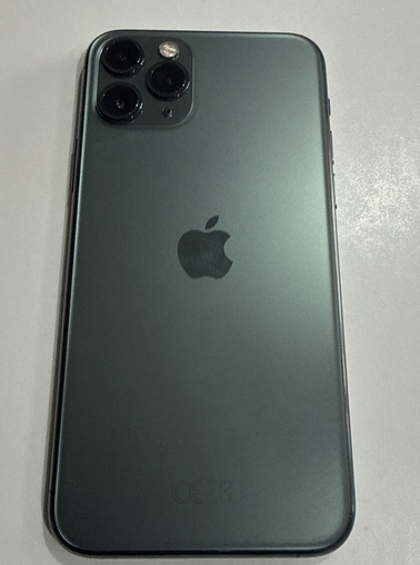 Iphone 11 pro 256gb unlocked in good condition