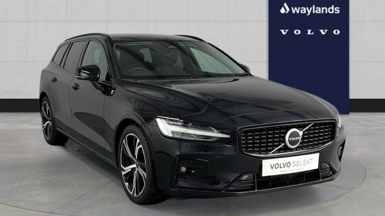 2025 Volvo V60 Plus, B4 Mild hybrid, Petrol, Dark Estate Petrol Automatic