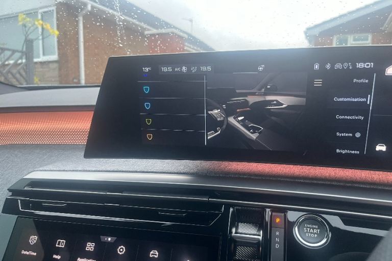  Peugeot 3008 SUV 1.2 Hybrid Gt Suv 5dr Petrol Hybrid E Dsc6 Euro 6 s/s 136 Ps