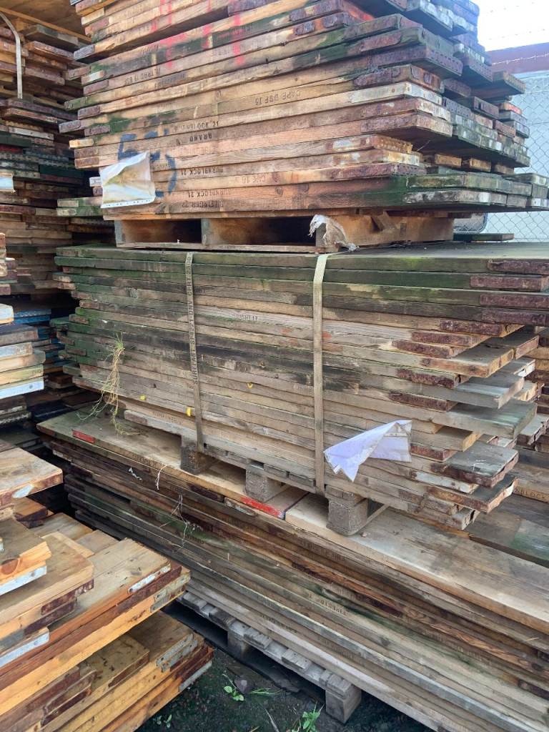 Clearance Bales of 50 no. C-grade scaffold boards (up to 1.8m in length). Delivery available. 