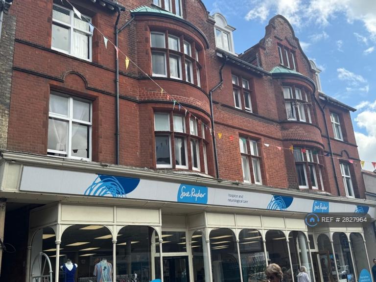 2 bedroom flat in Garden St, Cromer, NR27 (2 bed) (#2827964)
