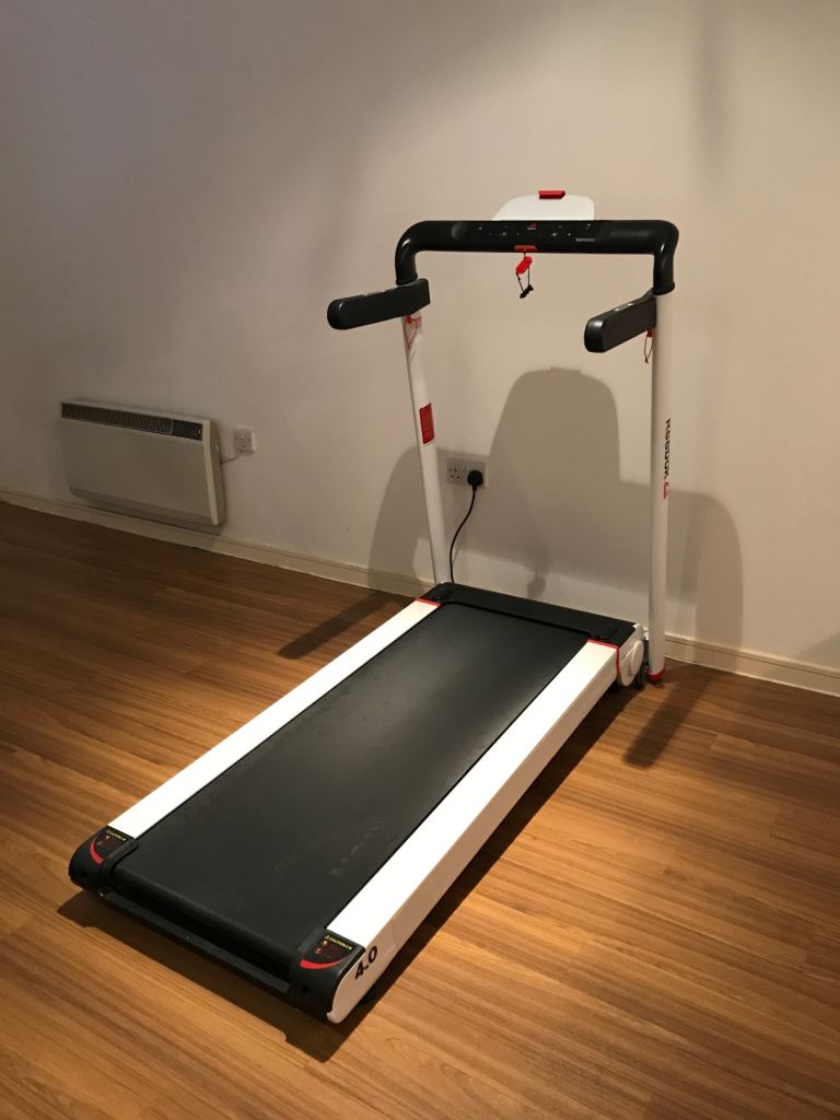 Reebok iRun 4.0 Treadmill in Hoxton / Shoreditch