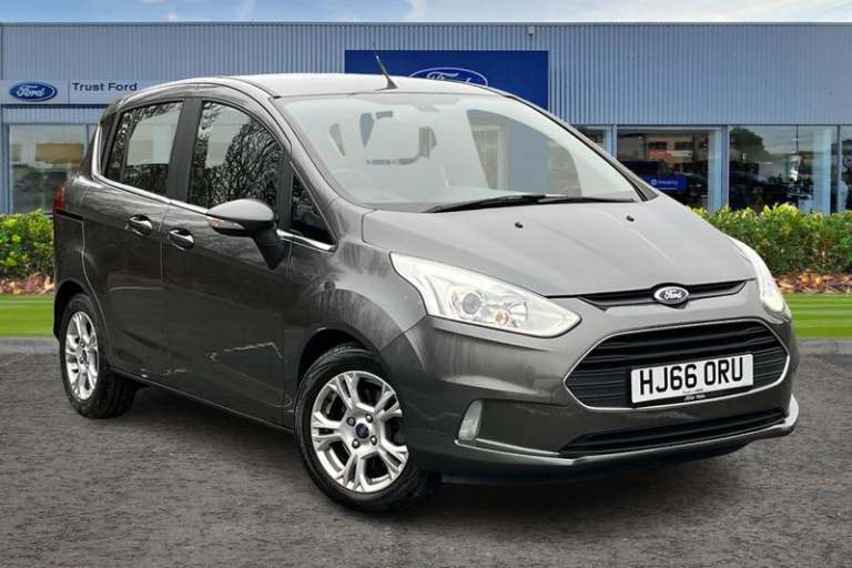 2016 Ford B-MAX 1.6 Zetec 5dr Powershift VERY LOW MILEAGE, HEATED WINDSCREEN. Semi-Auto Hatchback...