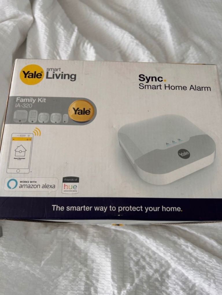Yale property Alarm Smart Living Sync Smart Home Alarm Family Kit A-320 NEW