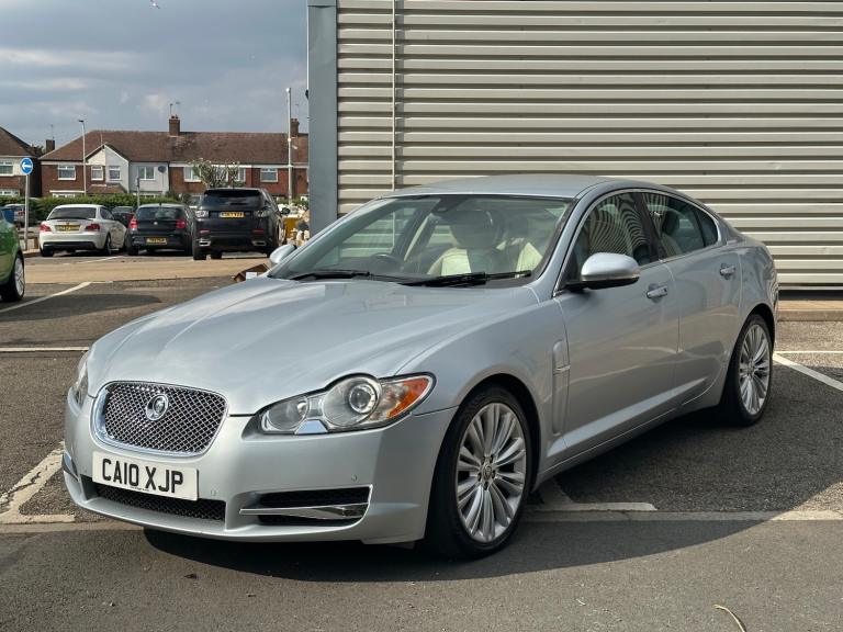 2010 Jaguar XF 3.0d V6 Premium Luxury 4dr Auto SALOON Diesel Automatic