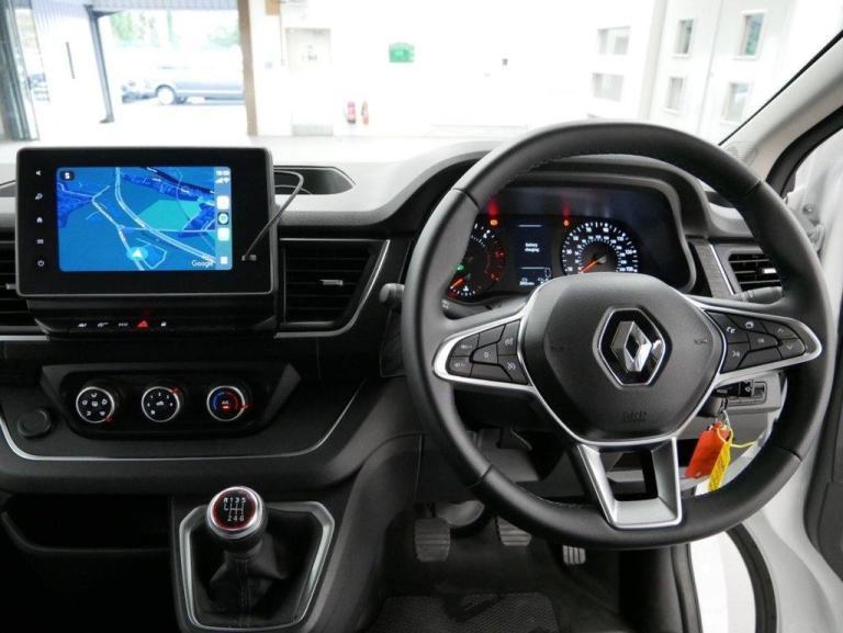 74 RENAULT TRUCKS TRAFIC 2.0 BLUEDCI 150 BHP LONG RED EDITION REFRIGERATED