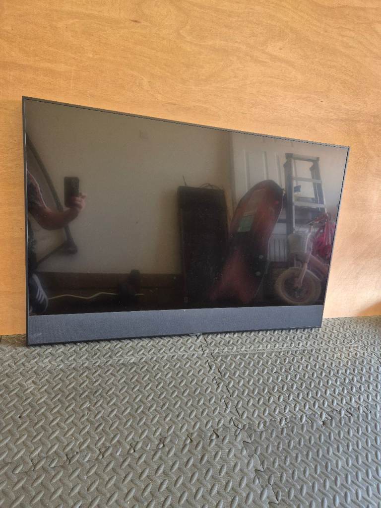 Sky Glass Gen 1 tv 