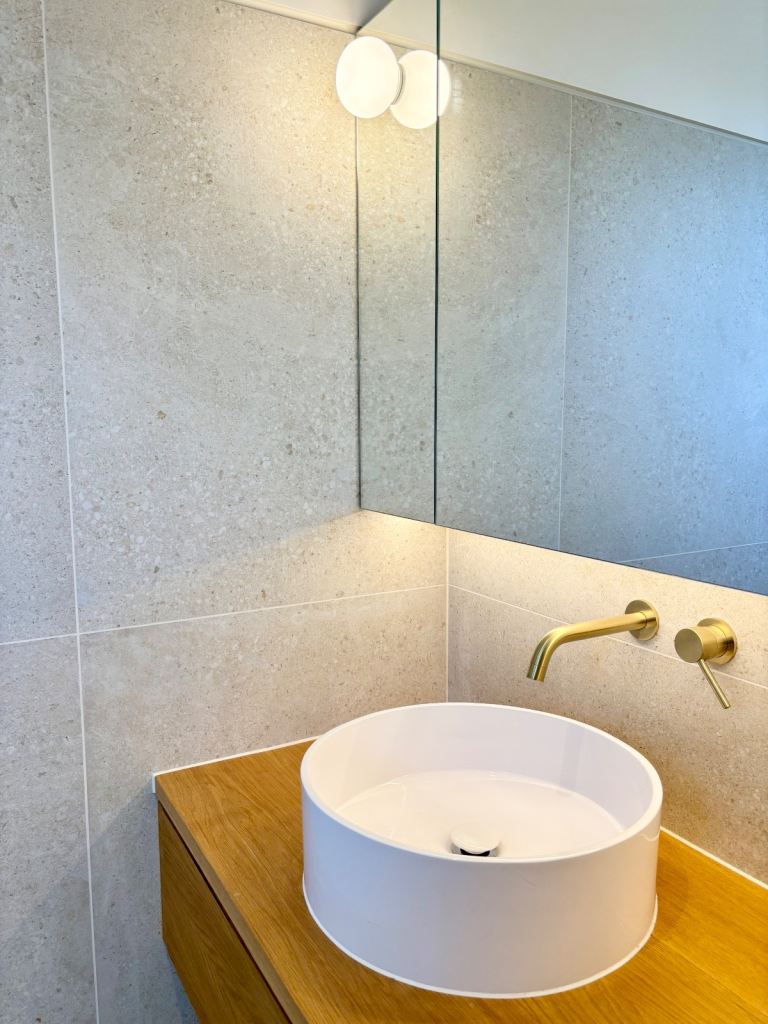 5 x Mandarin Stone Kast White Concrete Effect Outdoor Porcelain Tiles + Offcuts RRP £425+