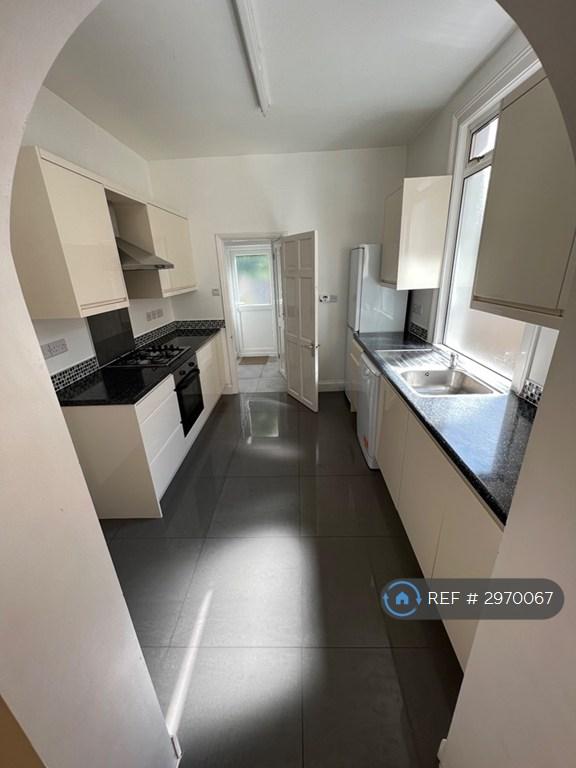 3 bedroom house in Sydney Road, London, W13 (3 bed) (#2970067)