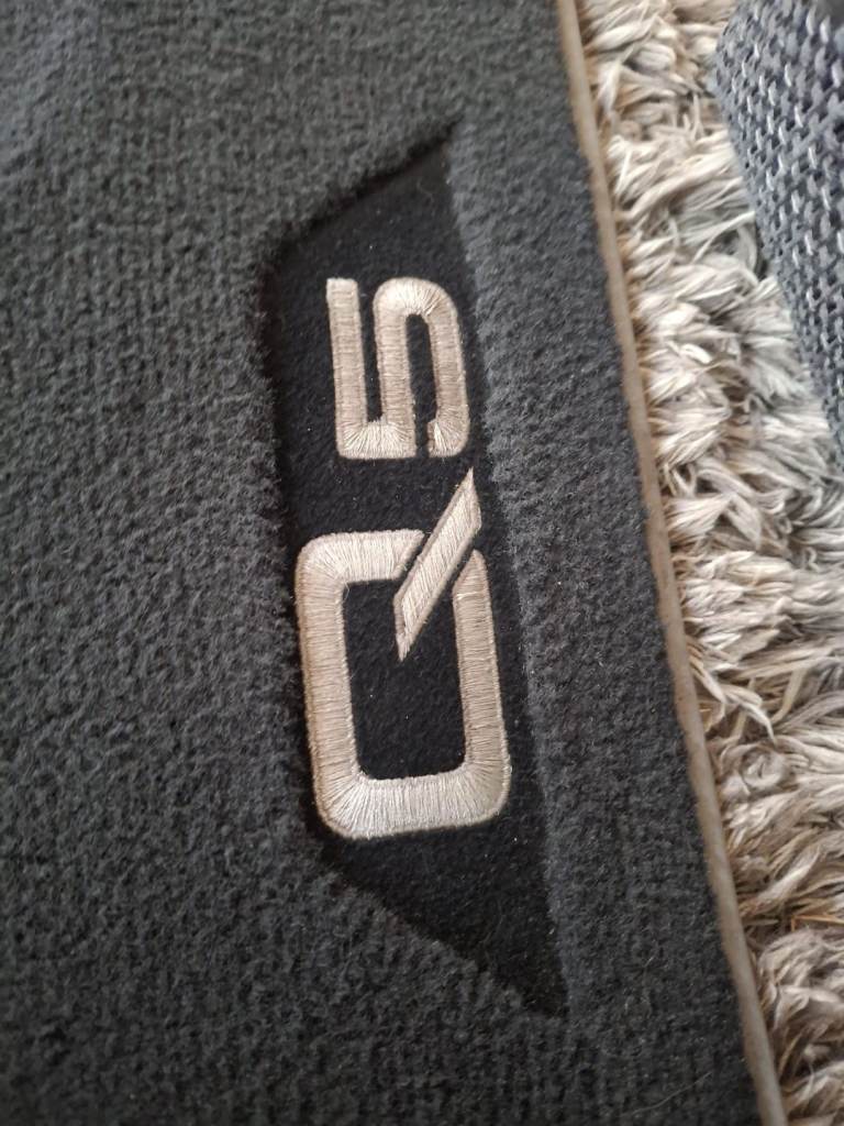 Audi Q5 car mats Genuine 
