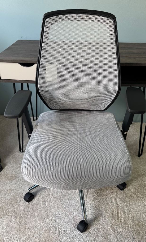 Office Desk Chair – Grey Mesh, As Good As New