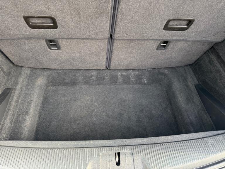 2017 Volkswagen Sharan 2.0 TDI CR BlueMotion Tech 150 SE 5dr DSG MPV Diesel Automatic