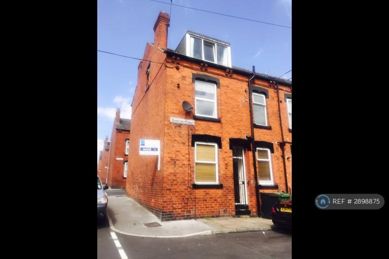 3 bedroom house in Hereford Street, Leeds, LS12 (3 bed) (#2898875)