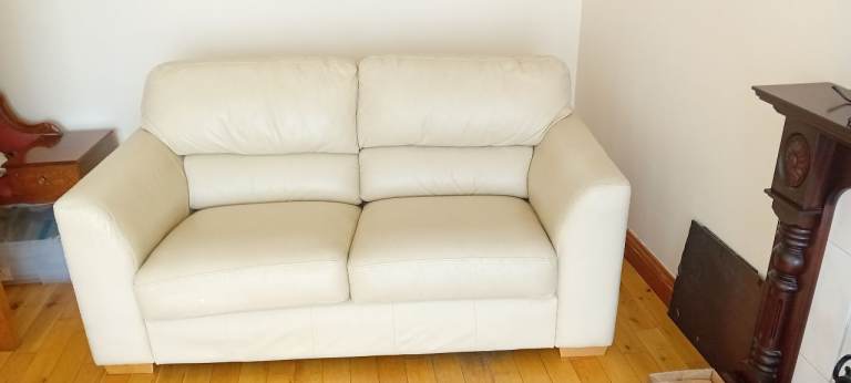 2nd hand 3 &2 seater settees 