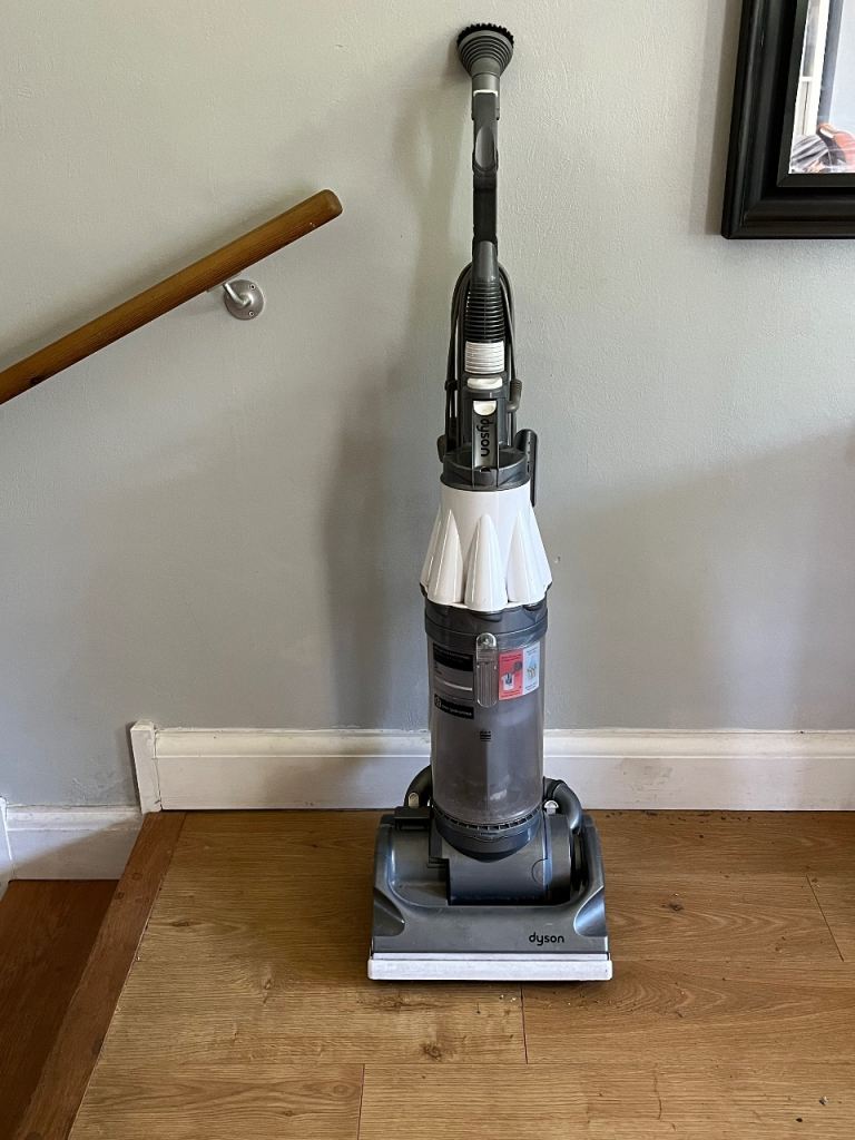 Dyson vacuum cleaner DC 07 cleaner