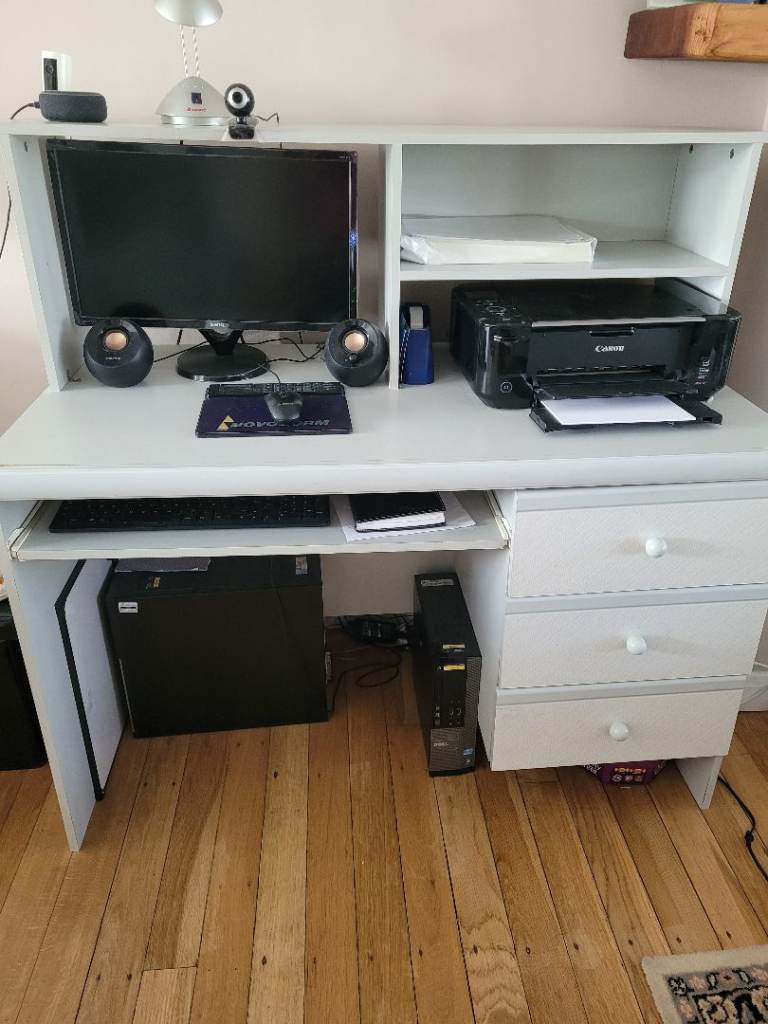 White Computer Desk with Hutch and Drawers - Good Condition