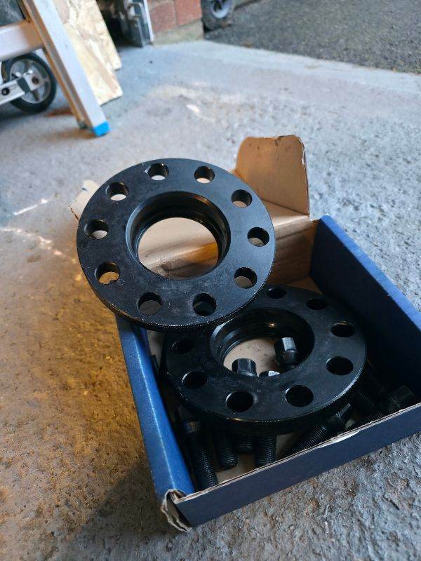 BMW wheel spacers 15mm 5x120 M14 bolts bimecc 