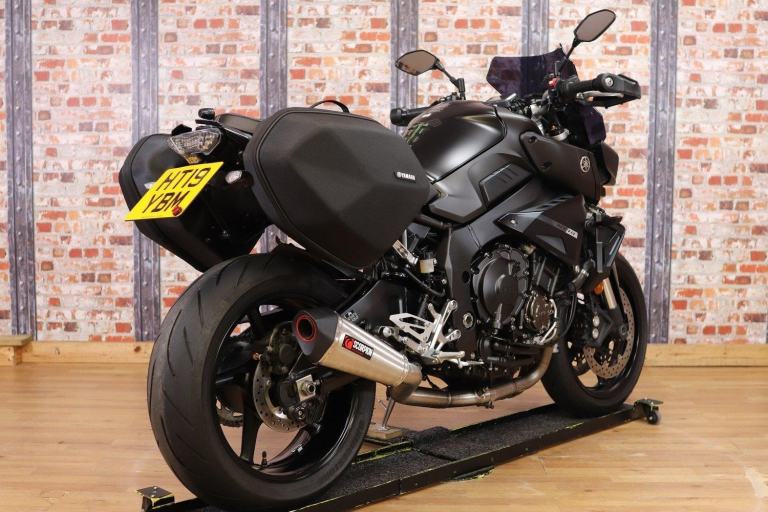 2019 YAMAHA MTN1000 MT-10 TOURER EDITION - 4,620 MILES - 2 OWNERS - EXTRAS