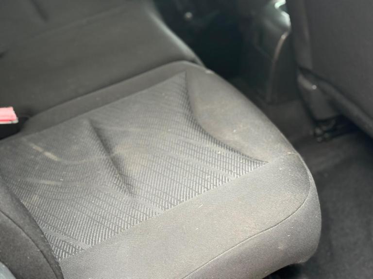 2012 Peugeot 308 1.6 HDI 92 SR 5dr ESTATE DIESEL Manual